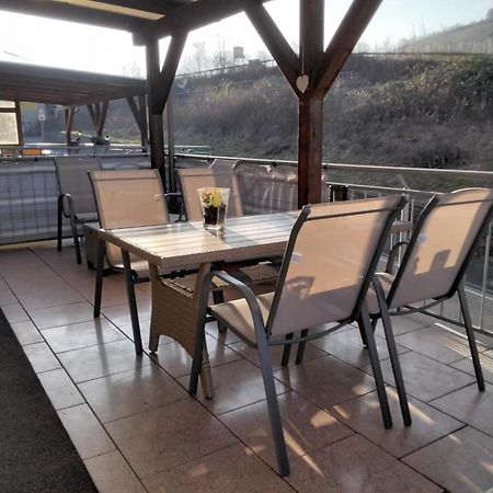 Die Ferienwohnung Lindenhof Zell an der Mosel Exteriör bild